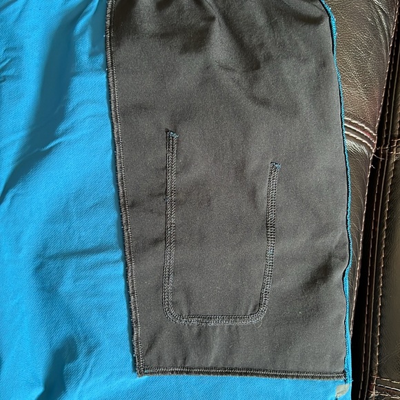 Lululemon men’s  license to train lined shorts medium size - Picture 14 of 14